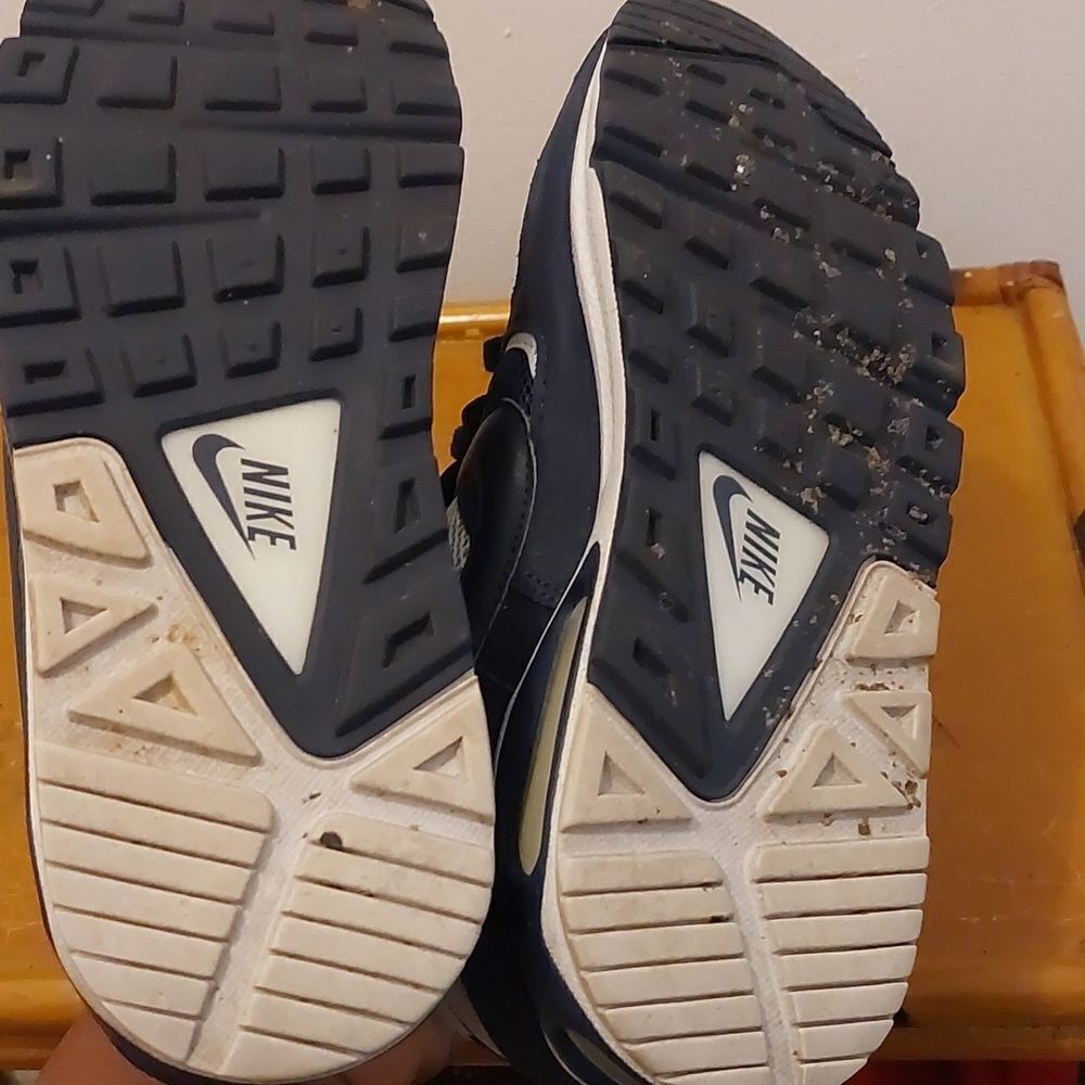 Nike Air Max Command Men Sneakers - image 5